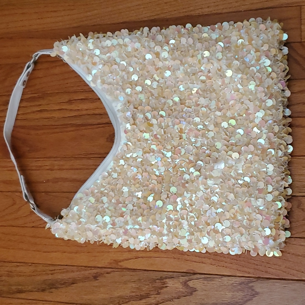 Hand bag